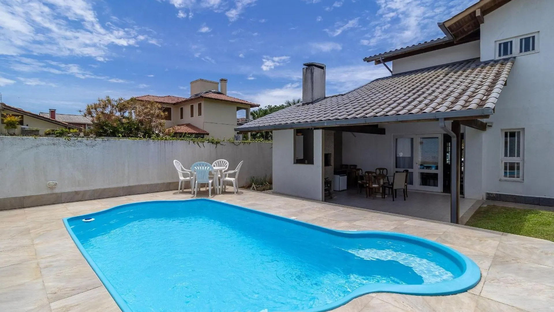 Holiday home Casa De Ferias Com Piscina E Churrasqueira Rom591 Villa Florianopolis Brazil