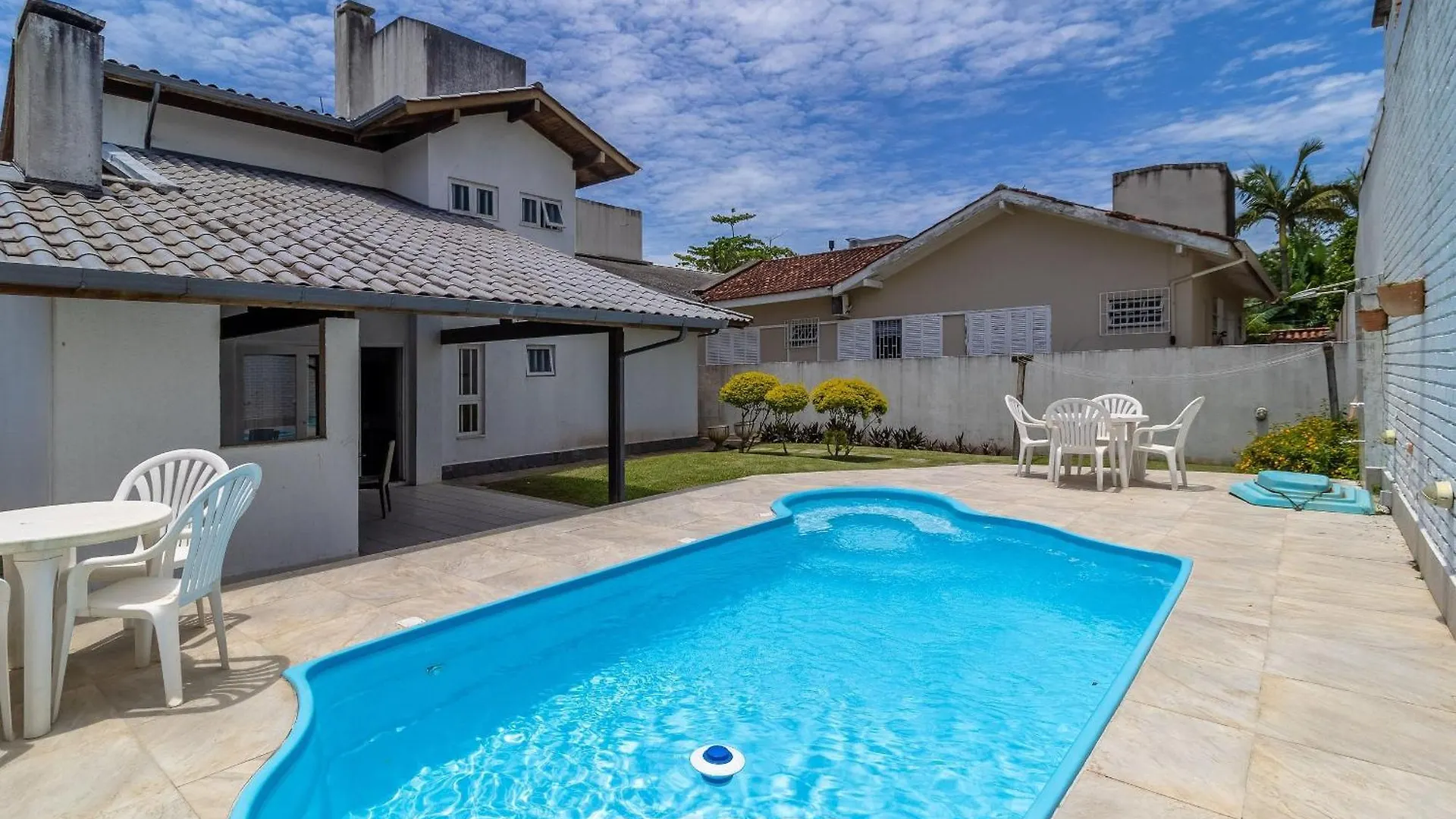 Casa De Ferias Com Piscina E Churrasqueira Rom591 Villa Florianopolis